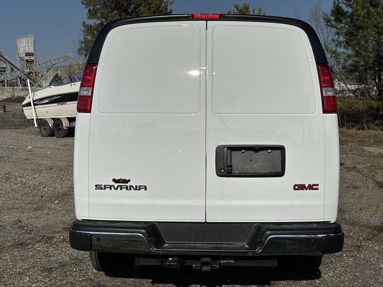 New 2026 GMC Savana 2500 w/ Driver Convenience Package image 4