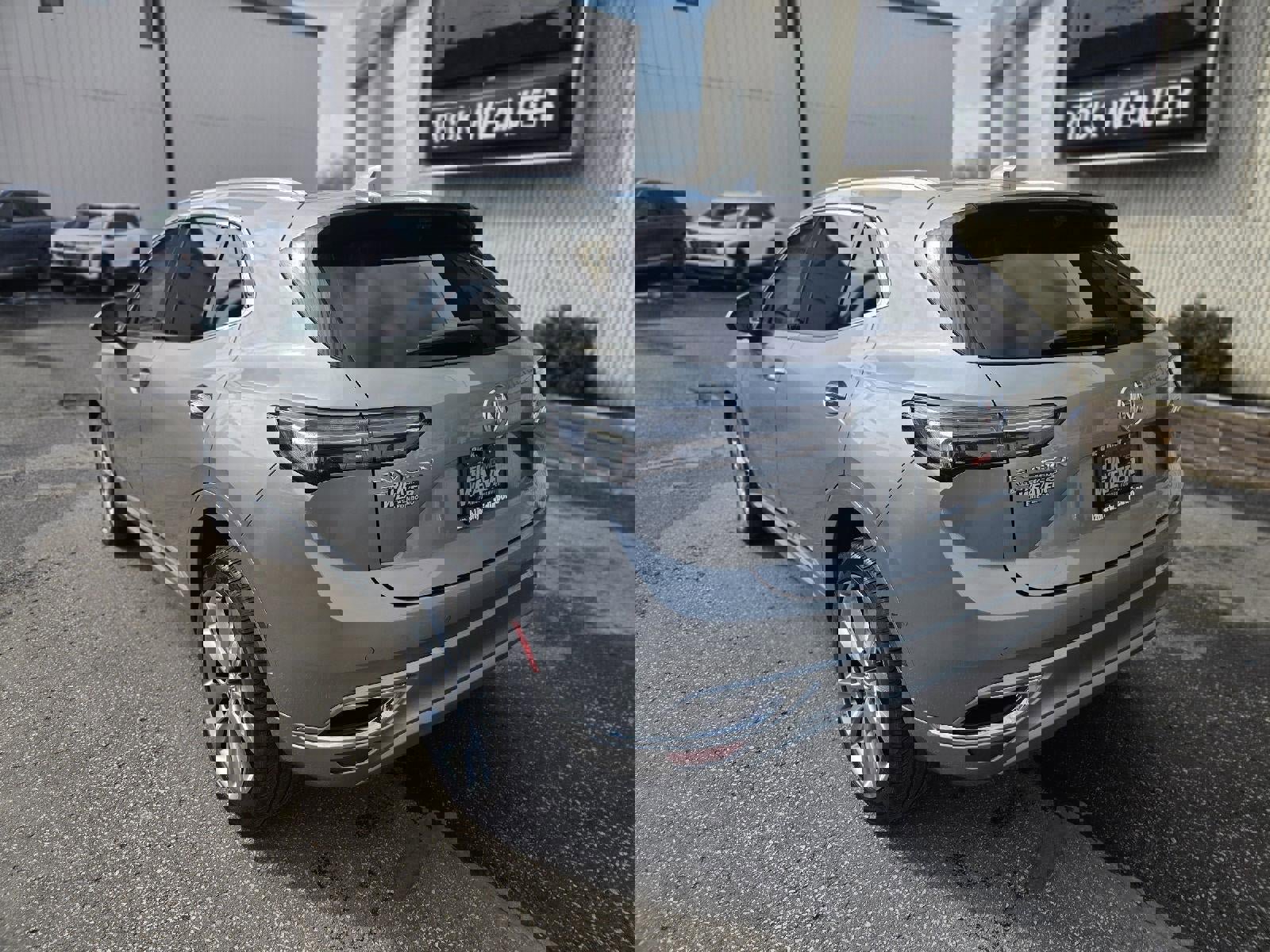 Certified 2023 Buick Envision Avenir image 7