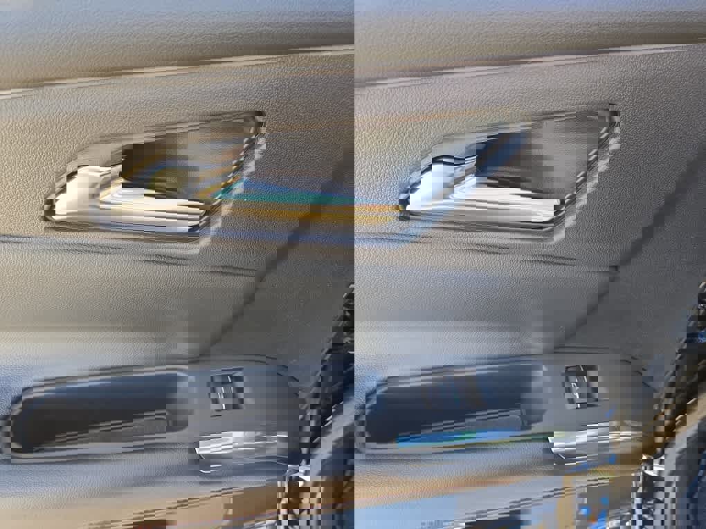 New 2026 Chevrolet Traverse RS image 29