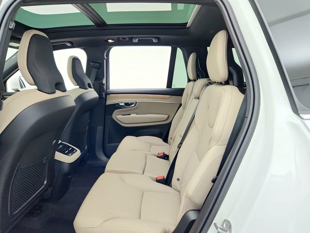 New 2026 Volvo XC90 B6 Plus w/ Protection Package Premier image 28