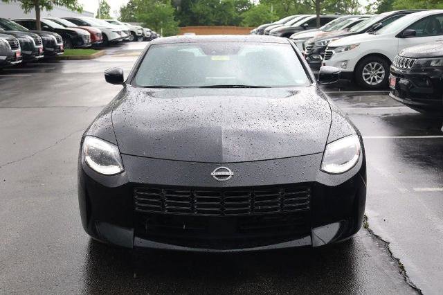 Certified 2025 Nissan Z Sport w/ Floor Mat Package RWD image 4