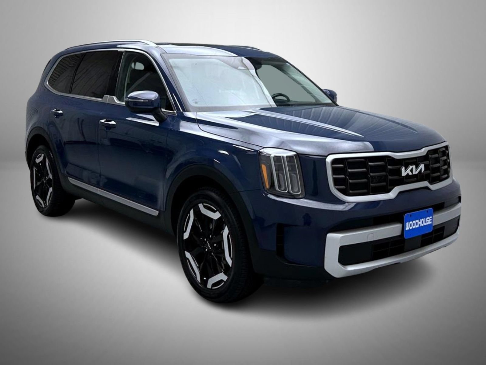 Used 2025 Kia Telluride S AWD/4WD image 3