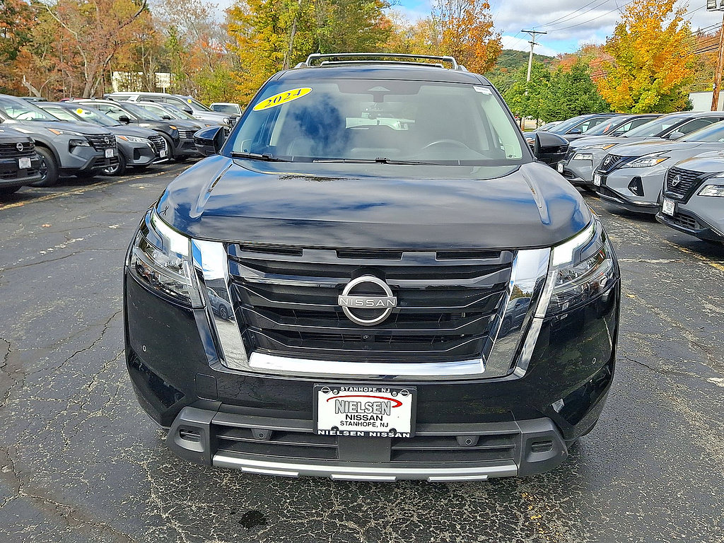 Certified 2024 Nissan Pathfinder SL w/ SL Premium Package AWD/4WD image 29