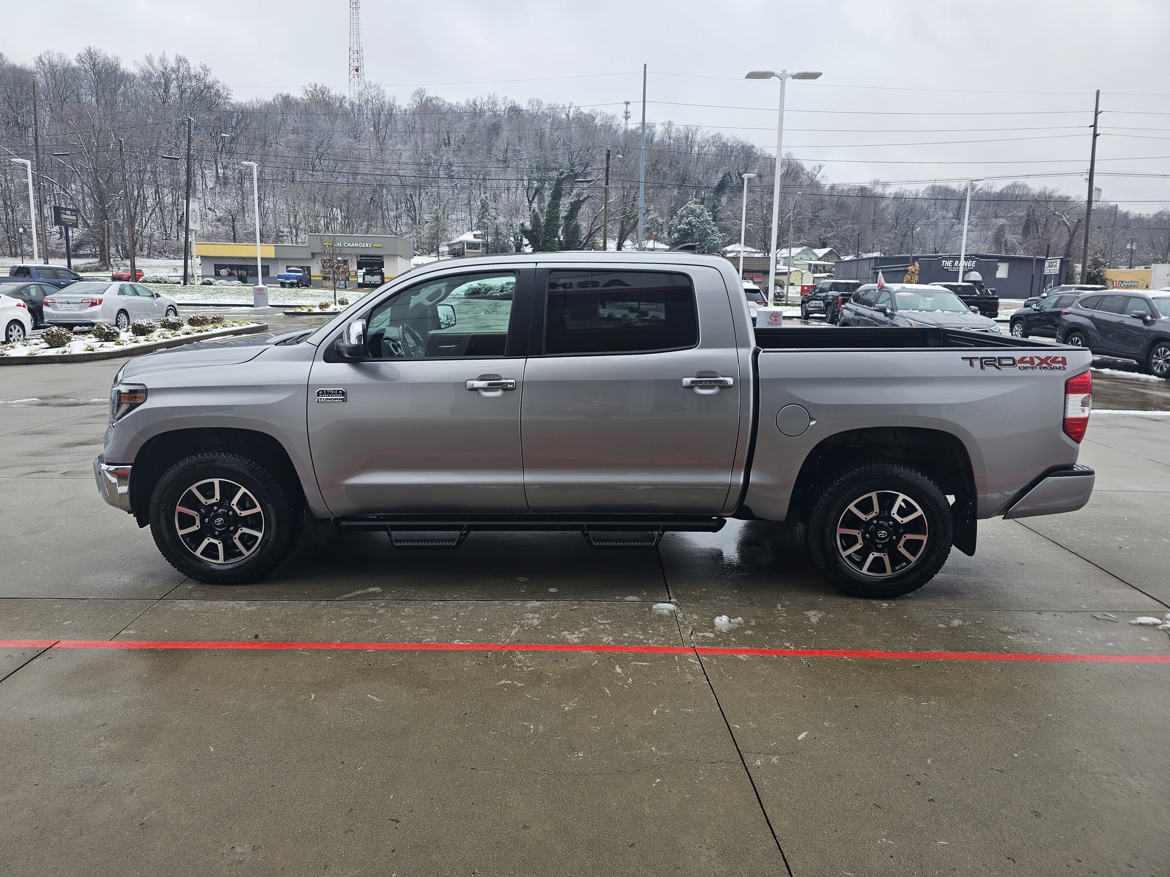 Used 2021 Toyota Tundra 1794 Edition image 8
