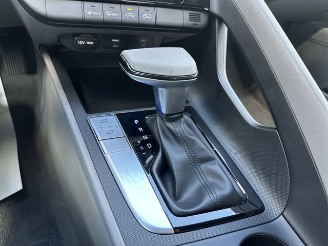 Used 2024 Hyundai Elantra SEL FWD image 22