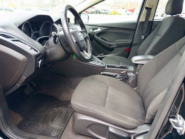 Used 2017 Ford Focus SE w/ Cold Weather Package image 11