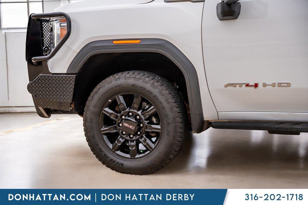 Used 2022 GMC Sierra 2500 AT4 image 37