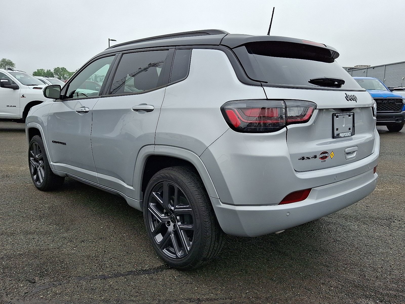 New 2025 Jeep Compass Limited w/ High Altitude Package AWD/4WD image 3