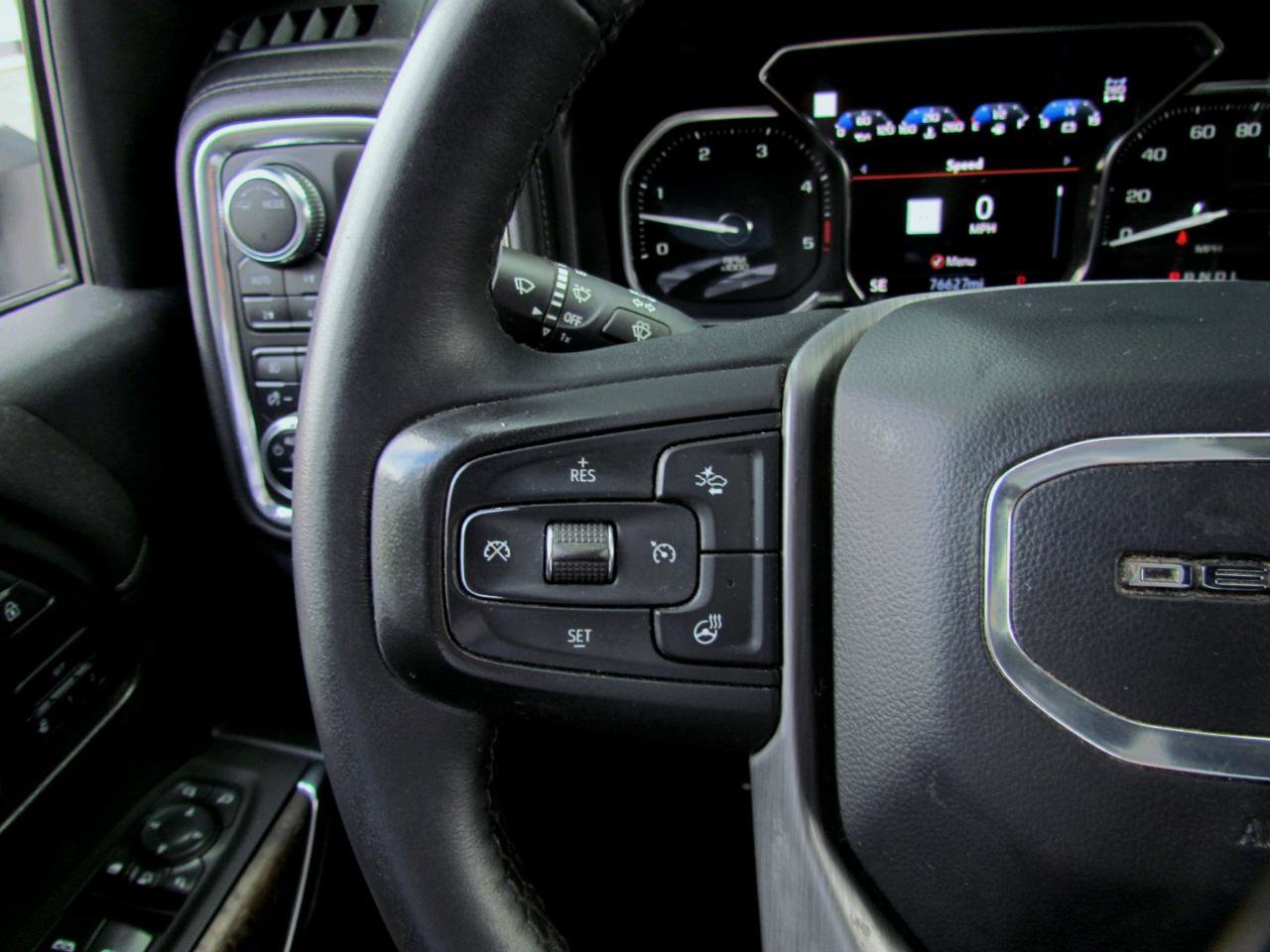 Used 2021 GMC Sierra 3500 Denali w/ Denali Ultimate Package image 34