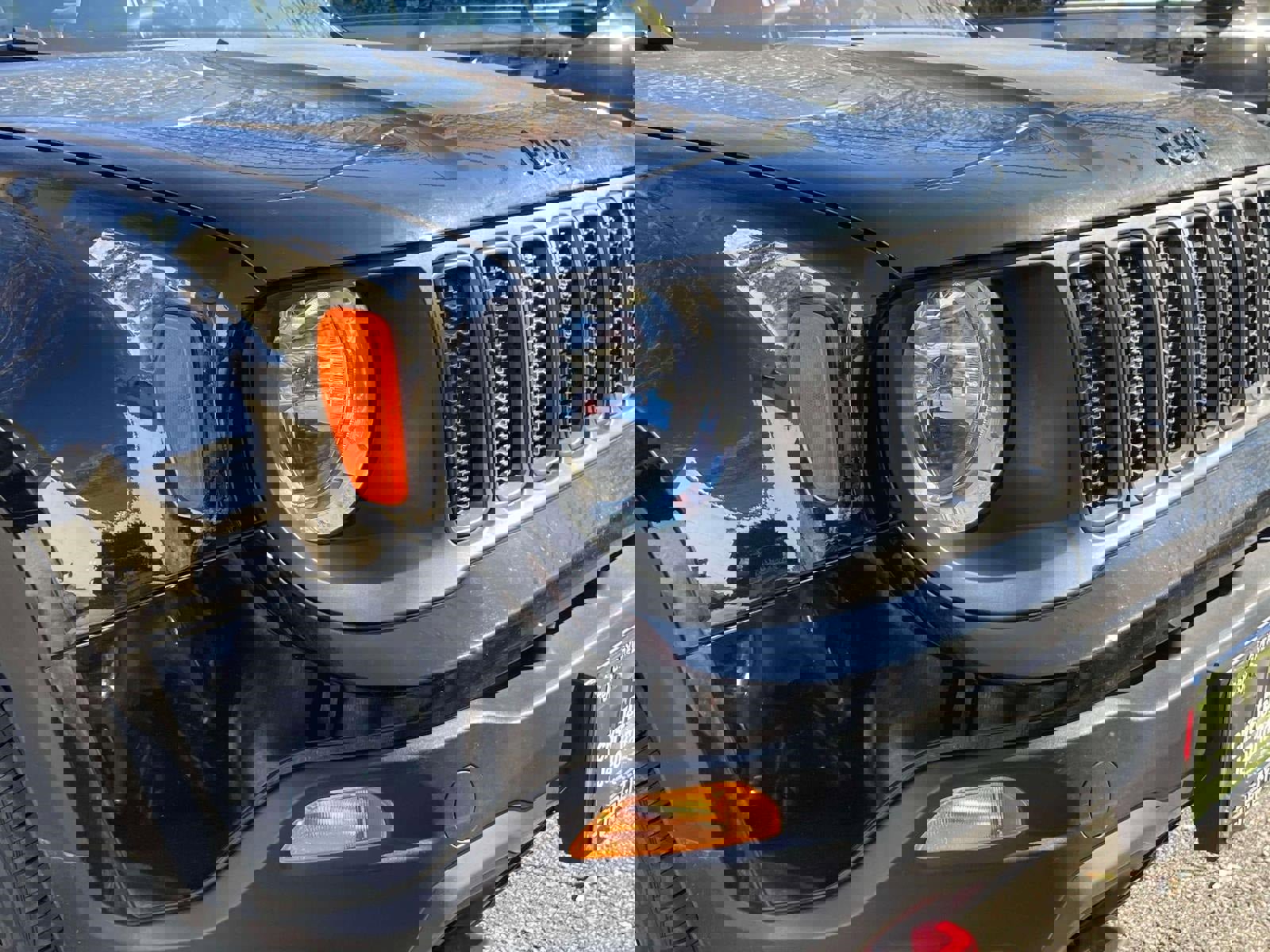 Used 2023 Jeep Renegade Trailhawk image 10