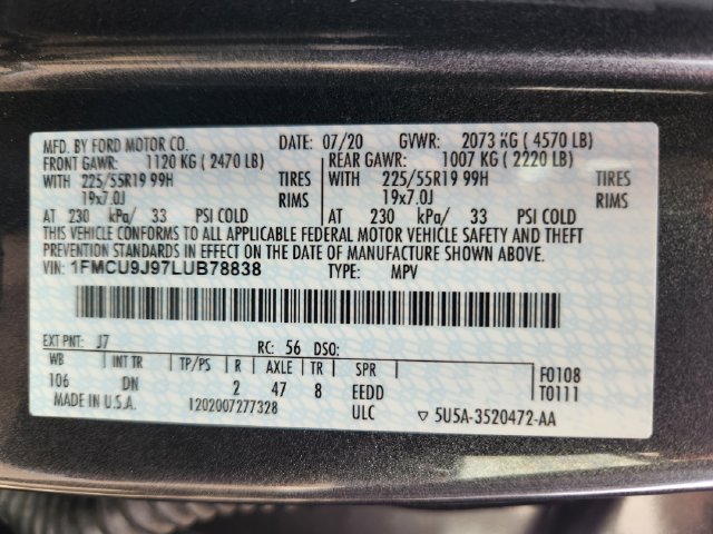Certified 2020 Ford Escape Titanium AWD/4WD image 27