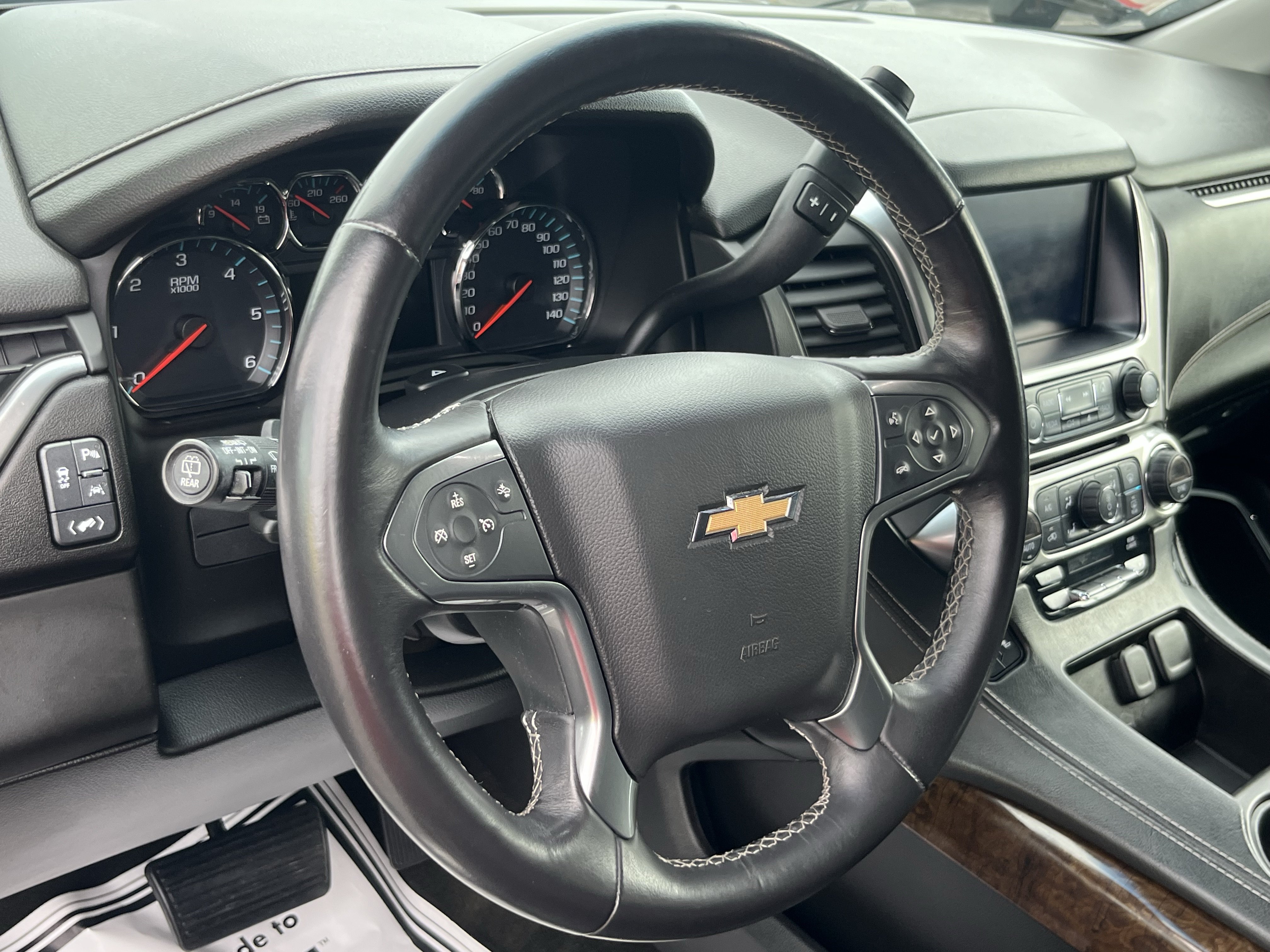 Used 2016 Chevrolet Suburban LT AWD/4WD image 27