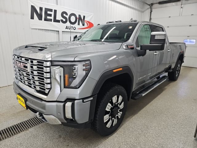New 2026 GMC Sierra 3500 Denali w/ Denali Reserve Package image 4