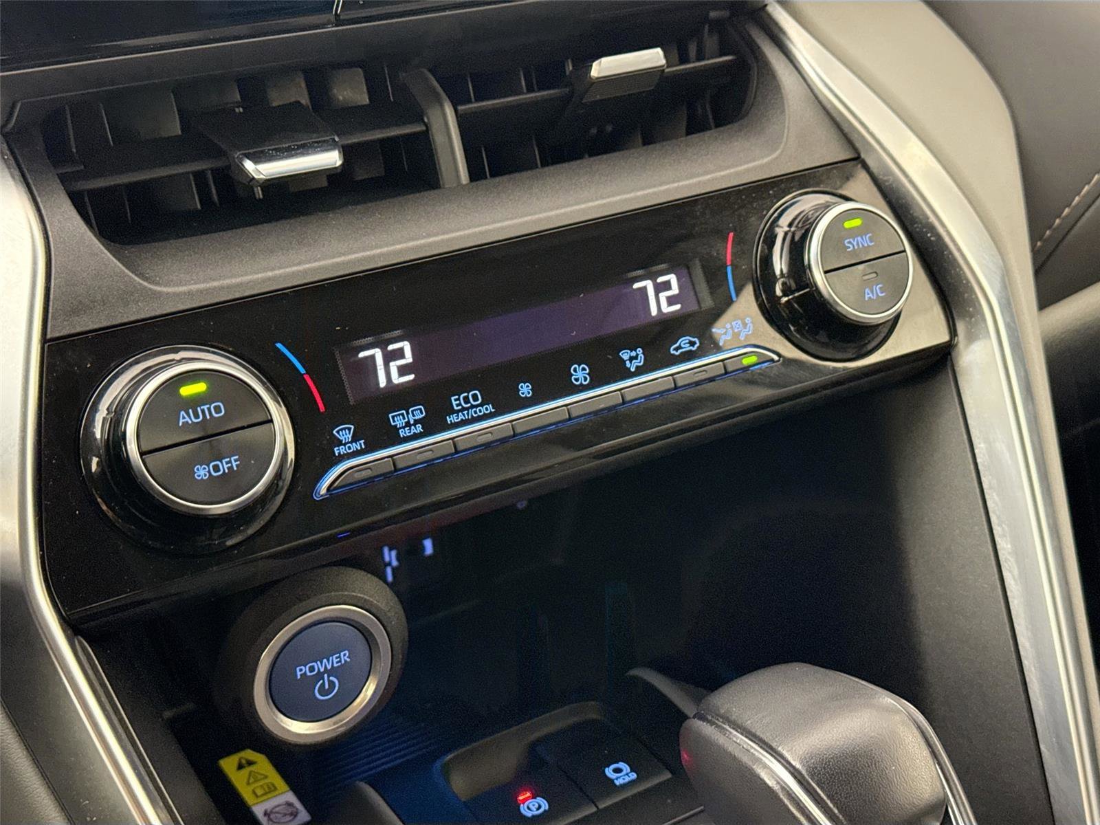 Certified 2022 Toyota Venza XLE image 22