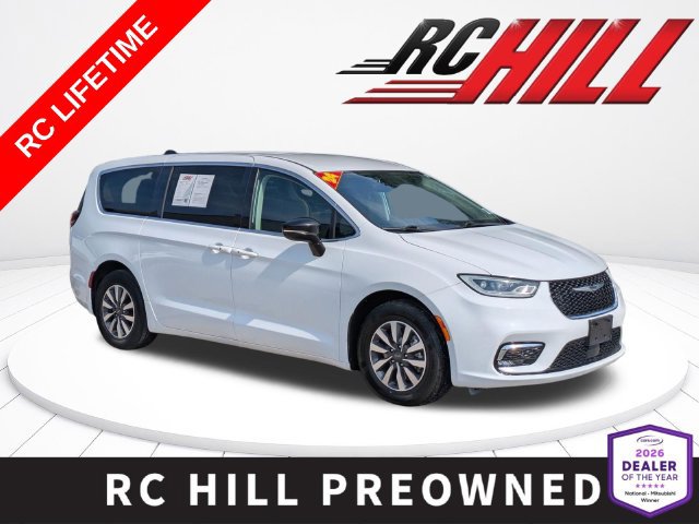 Used 2024 Chrysler Pacifica Limited