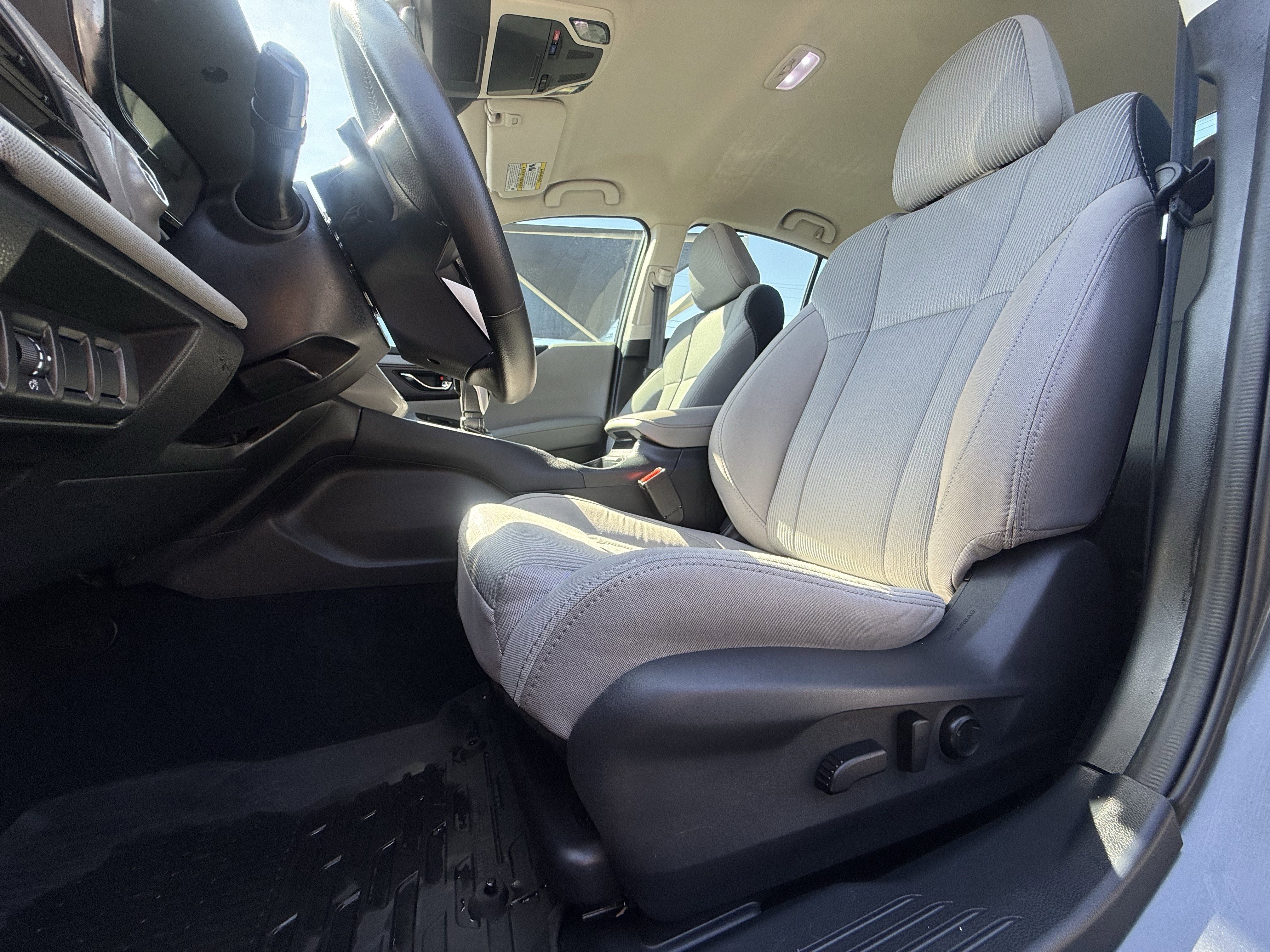 Used 2025 Subaru Legacy Premium image 17