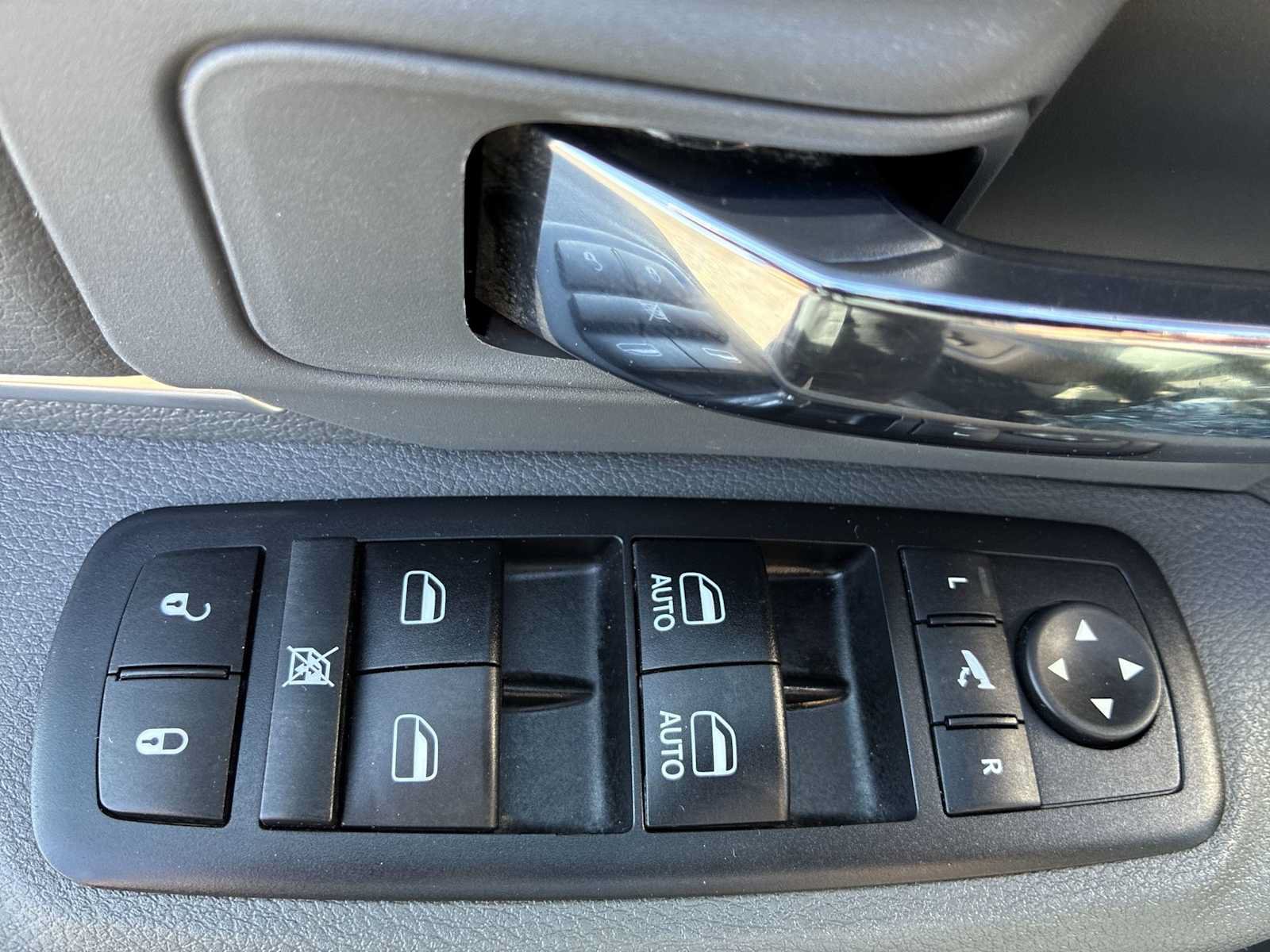 Used 2018 RAM 1500 Big Horn AWD/4WD image 15