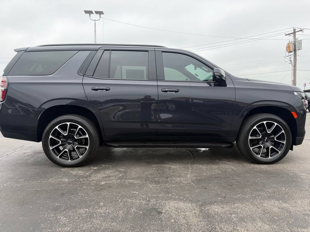 Used 2024 Chevrolet Tahoe RST w/ Luxury Package AWD/4WD image 3