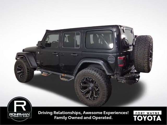 Used 2019 Jeep Wrangler Unlimited Sahara w/ Quick Order Package 24M Moab AWD/4WD image 11