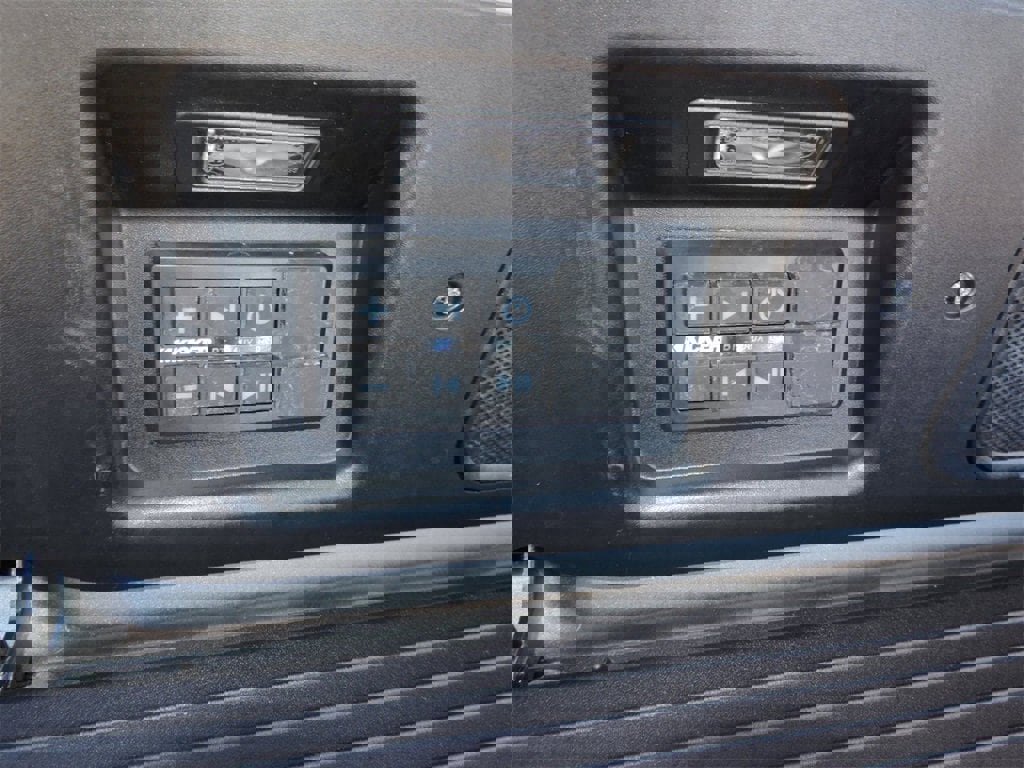 Certified 2025 GMC Sierra 2500 AT4X image 16