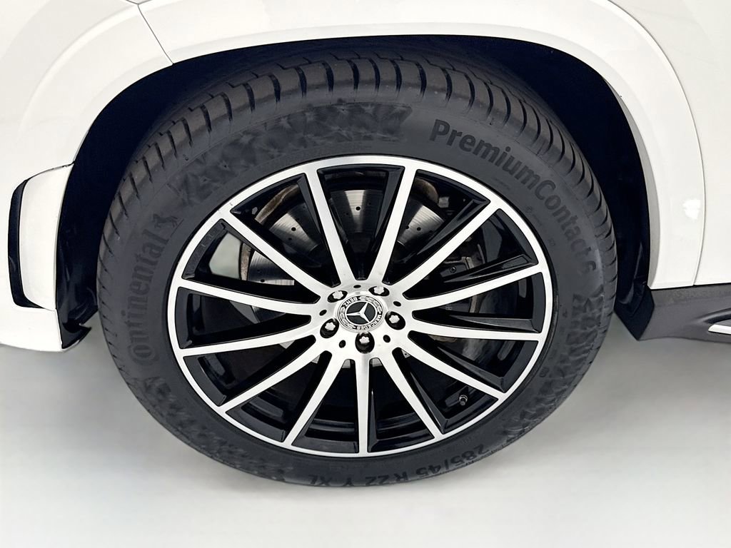 Used 2023 Mercedes-Benz GLS 580 4MATIC image 29