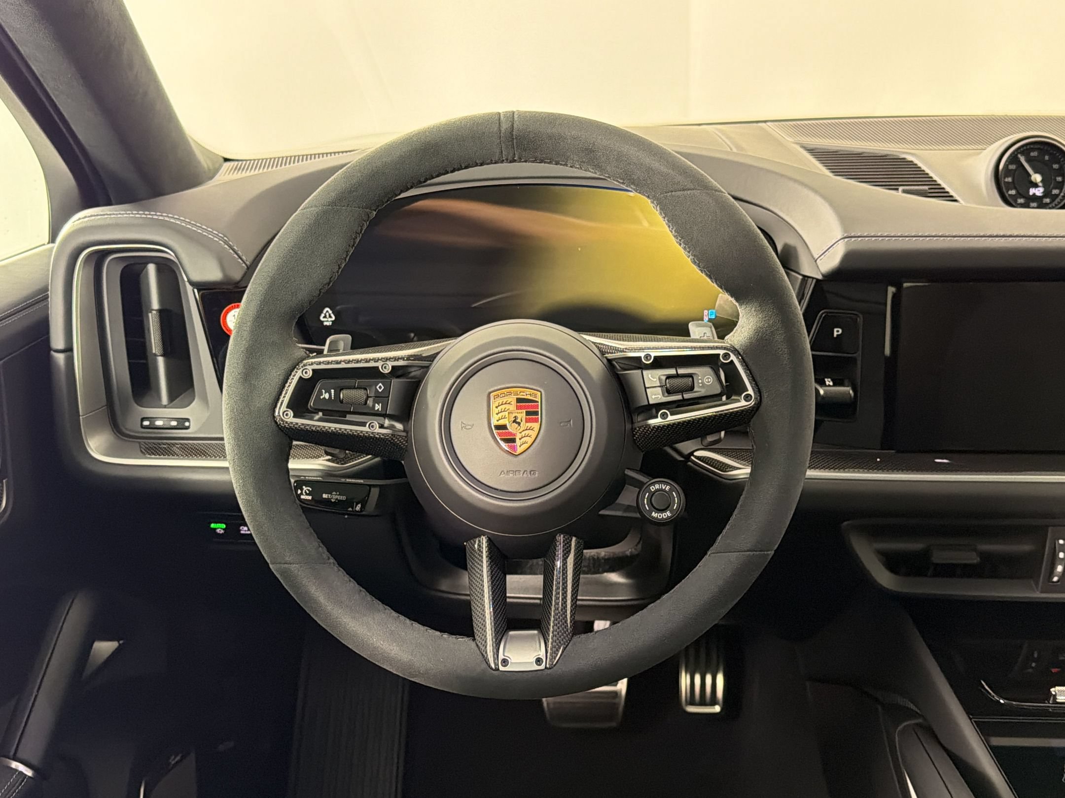 New 2026 Porsche Cayenne GTS AWD/4WD image 11