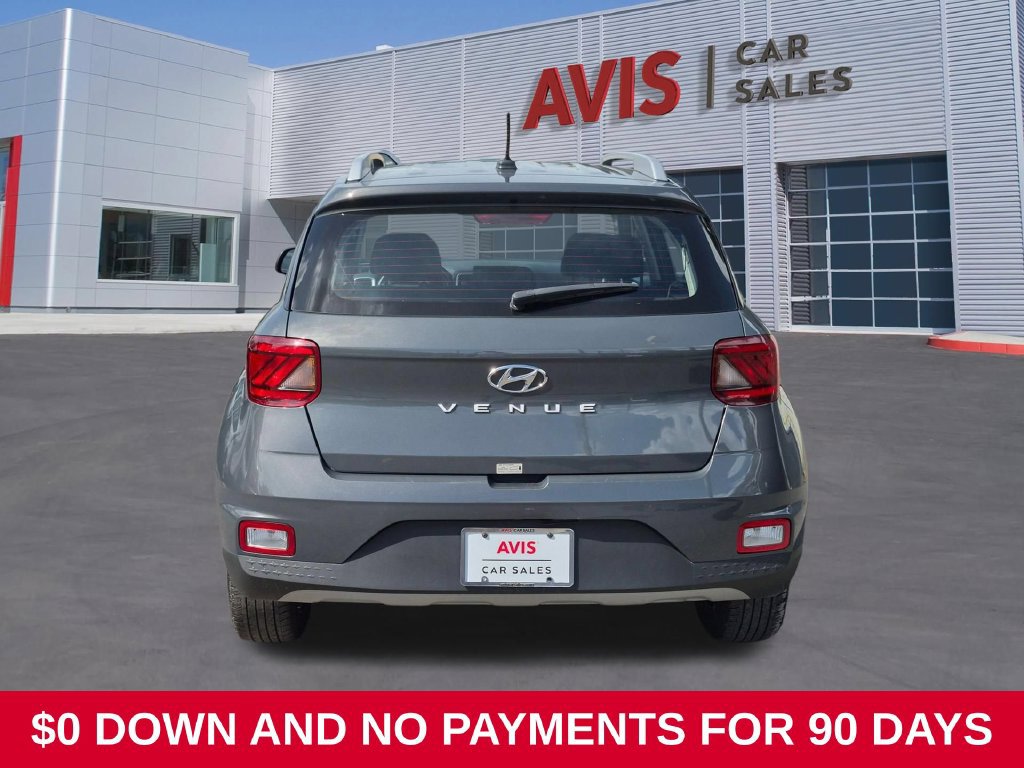 Used 2025 Hyundai Venue SEL FWD image 7