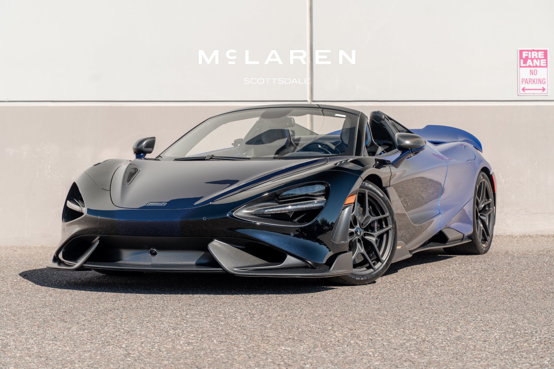 Used 2022 McLaren 765LT RWD image 2