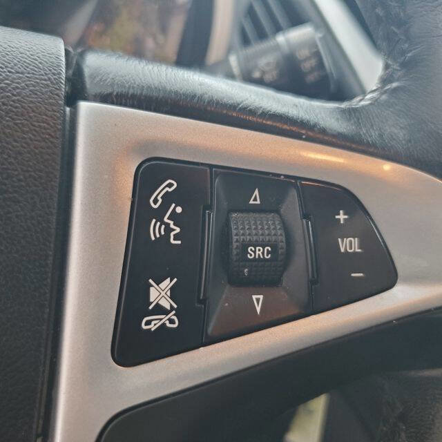 Used 2017 Chevrolet Equinox LT w/ Convenience Package image 25