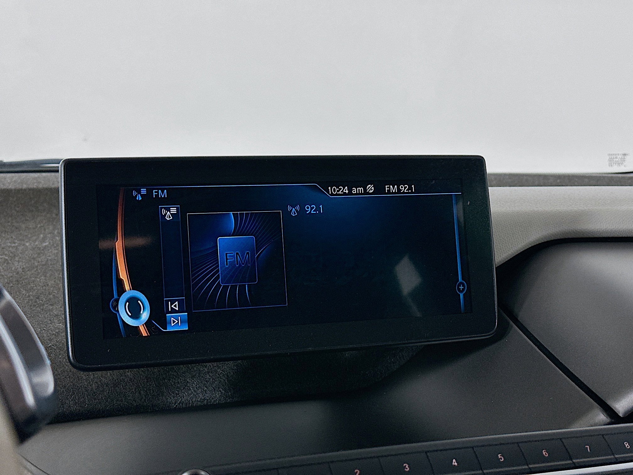 Used 2014 BMW i3 w/ Range Extender image 19