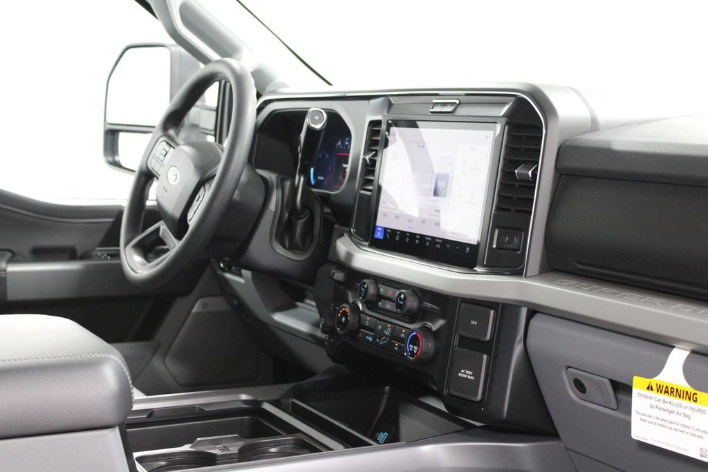 New 2026 Ford F250 XLT w/ XLT Premium Package AWD/4WD image 32