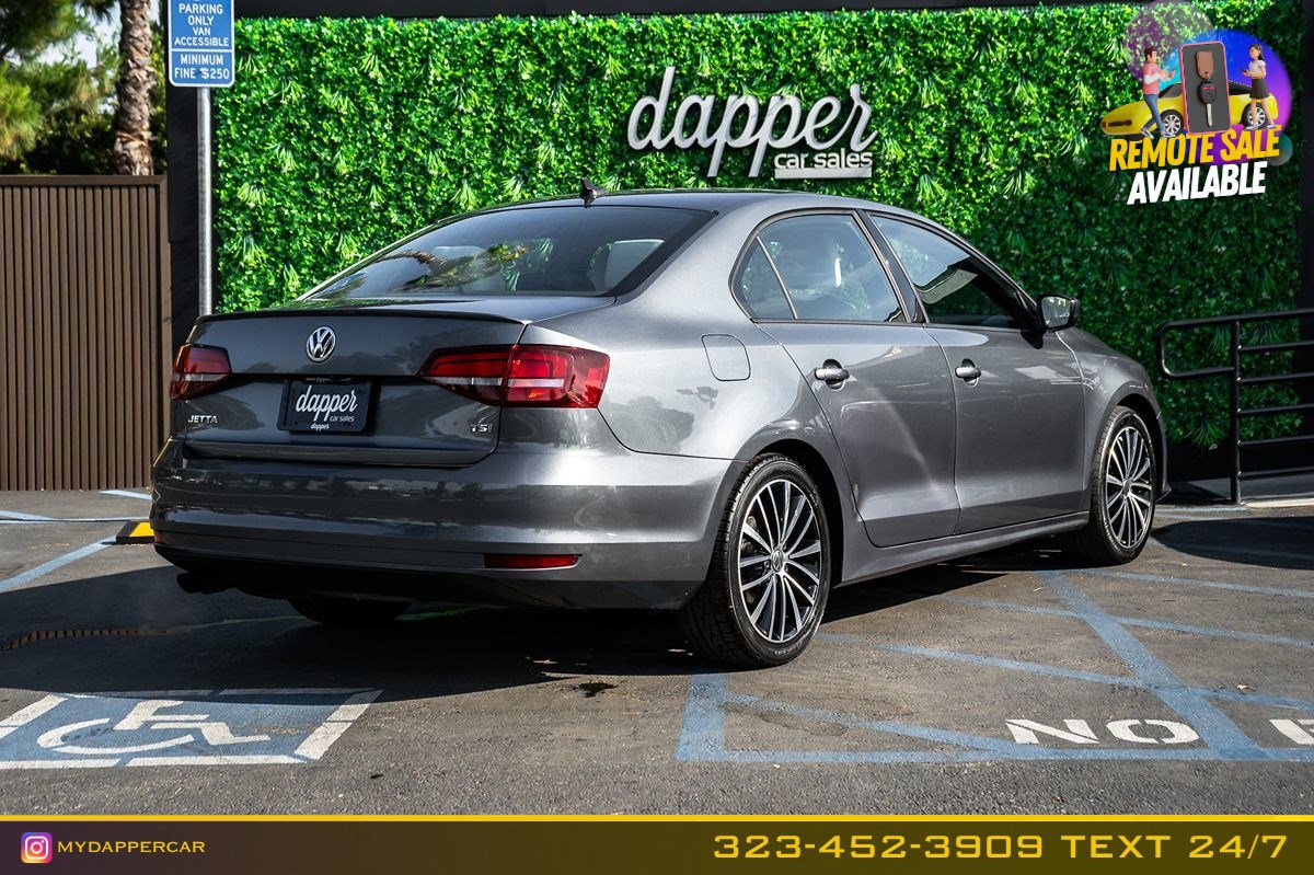Used 2016 Volkswagen Jetta Sport image 5