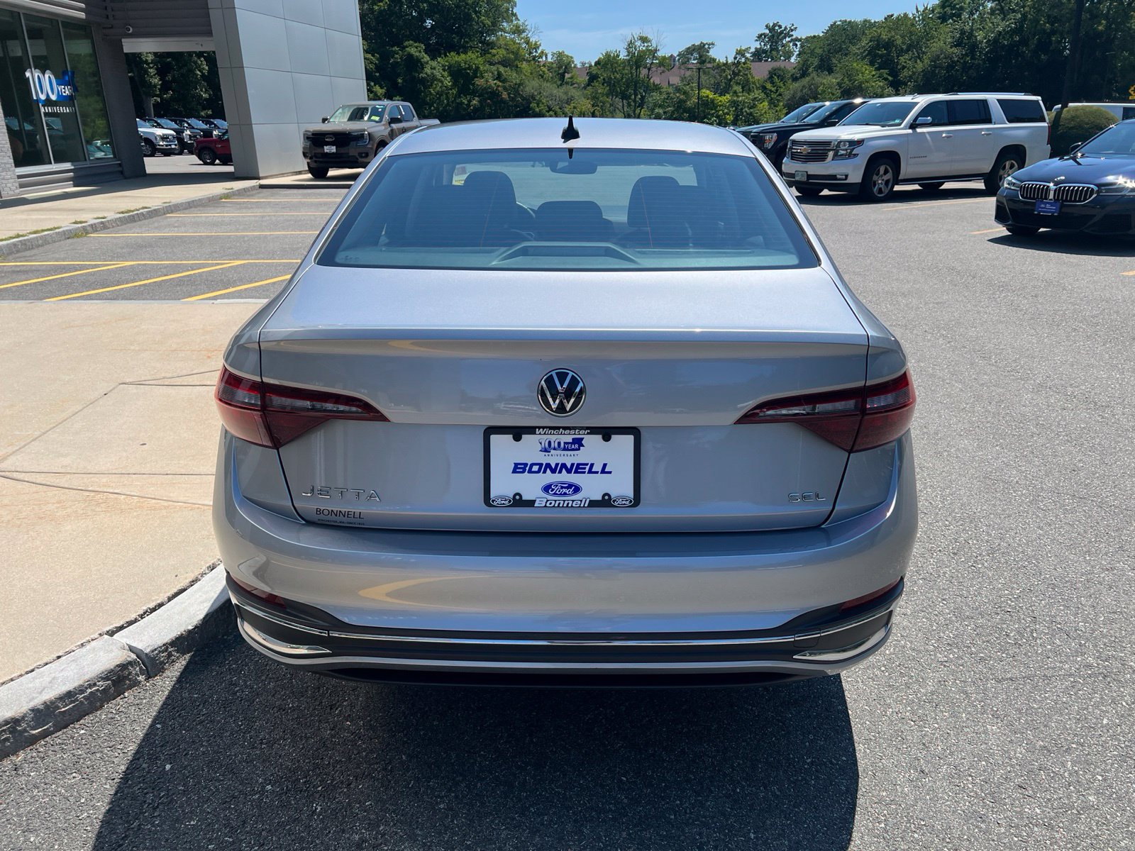 Used 2024 Volkswagen Jetta SEL FWD image 6