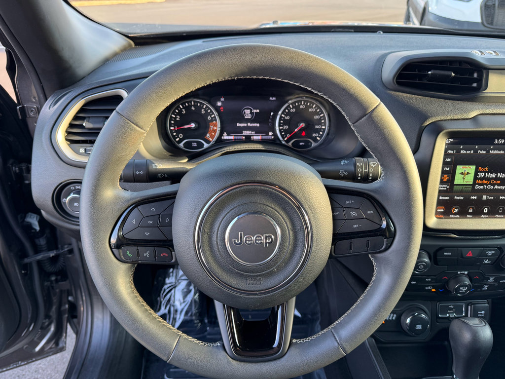 Used 2021 Jeep Renegade Latitude image 30