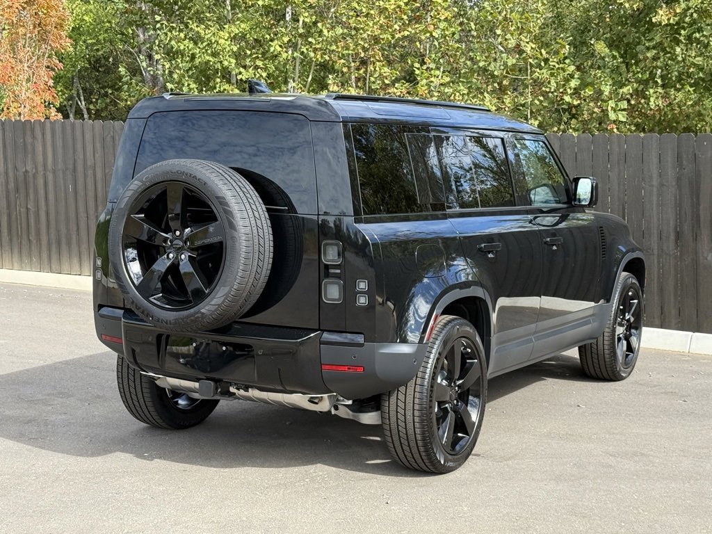 New 2026 Land Rover Defender 110 S image 6