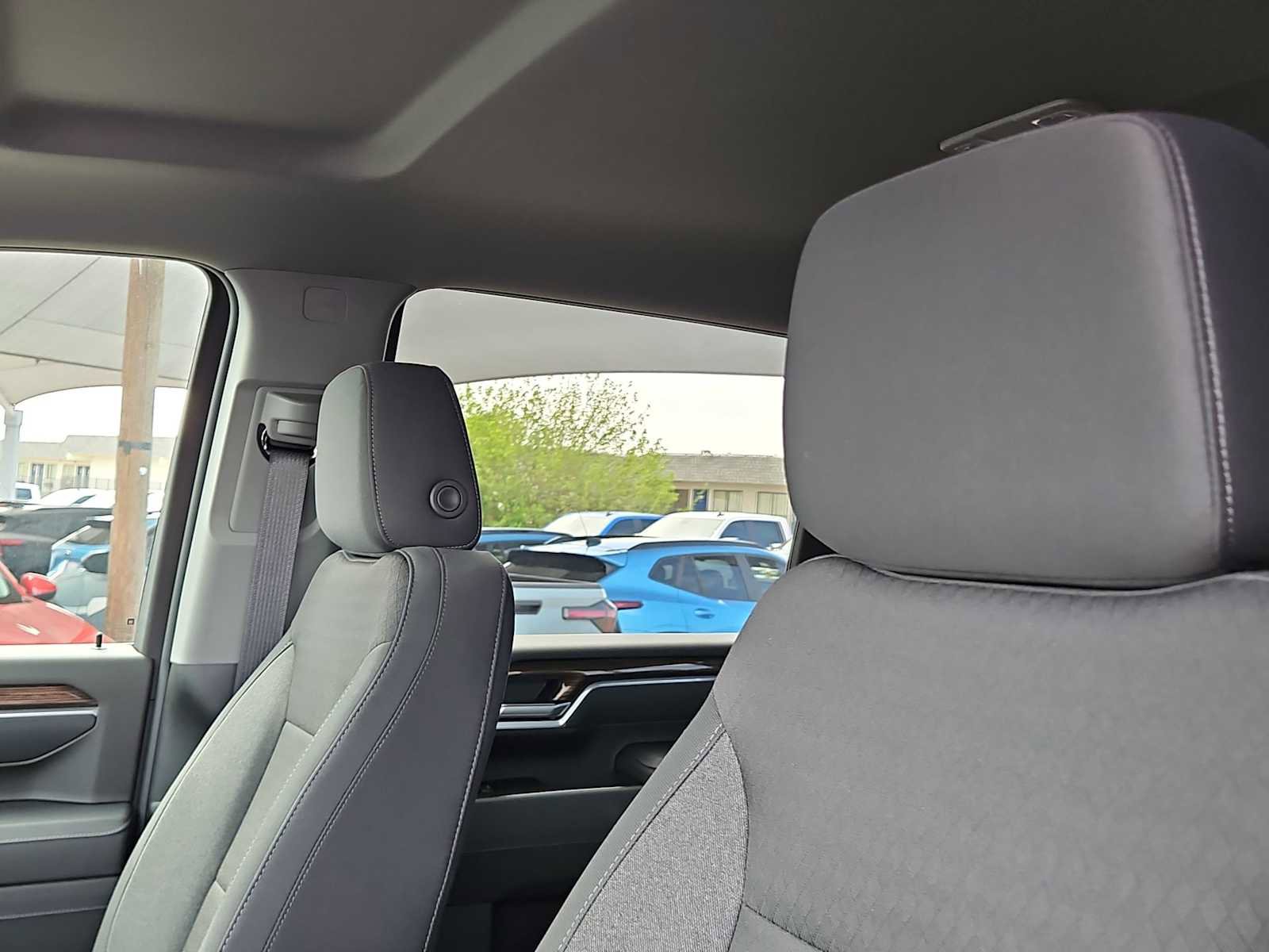 New 2026 Chevrolet Silverado 2500 LT w/ Texas Edition AWD/4WD image 15