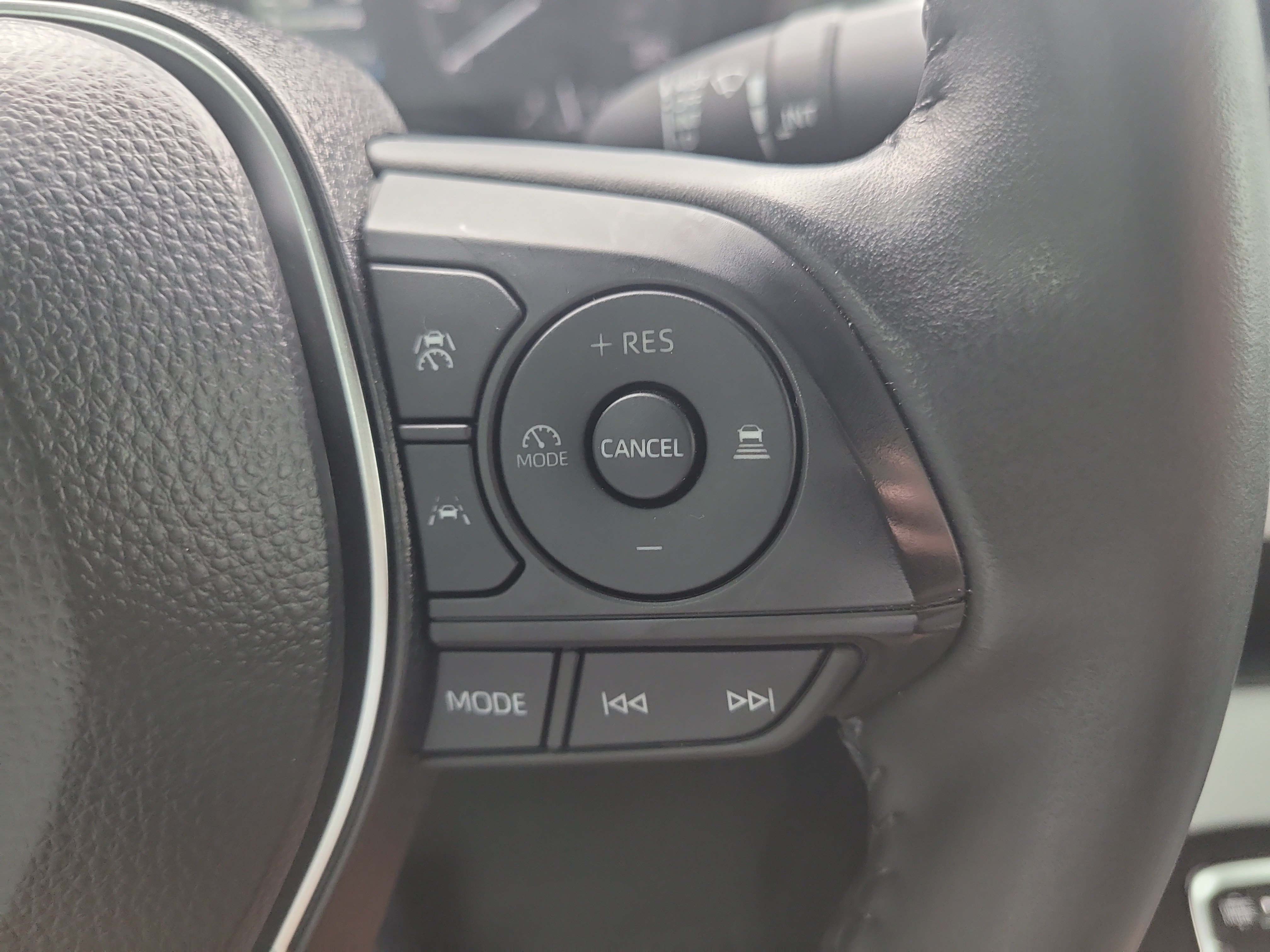 Used 2025 Toyota Corolla SE FWD image 26