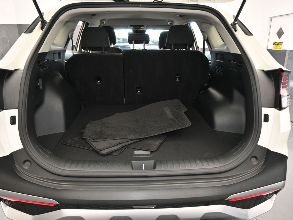 Used 2023 Kia Sportage LX image 36