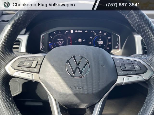Used 2023 Volkswagen Atlas Cross Sport SEL Premium R-Line image 37