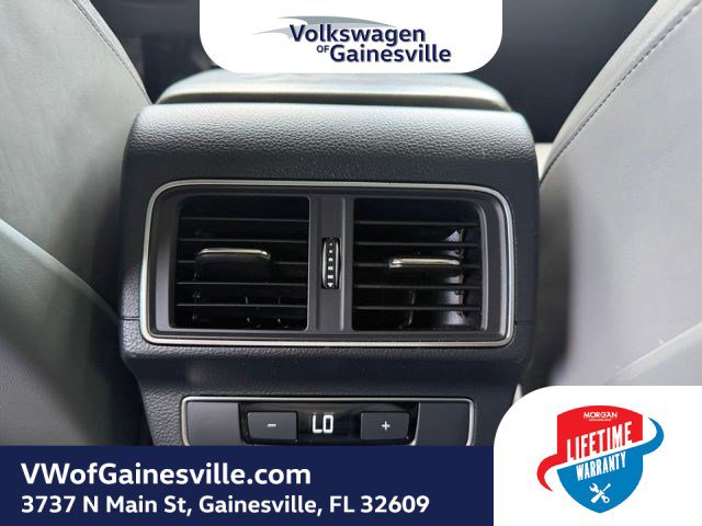 Used 2018 Audi SQ5 Prestige w/ Prestige Package AWD/4WD image 11