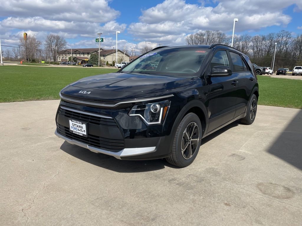 New 2026 Kia Niro LX image 2