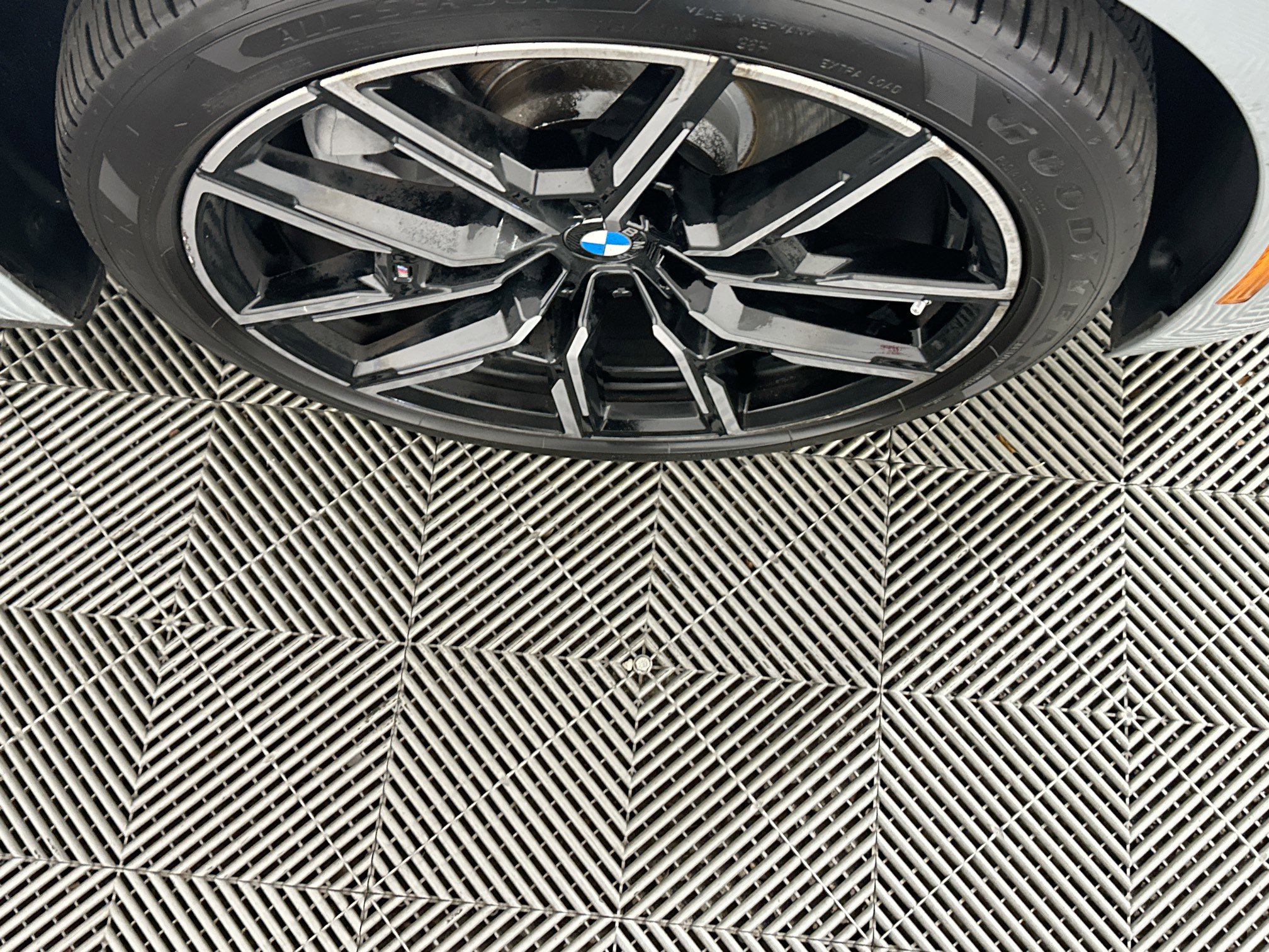 Used 2025 BMW 430i w/ M Sport Package image 11