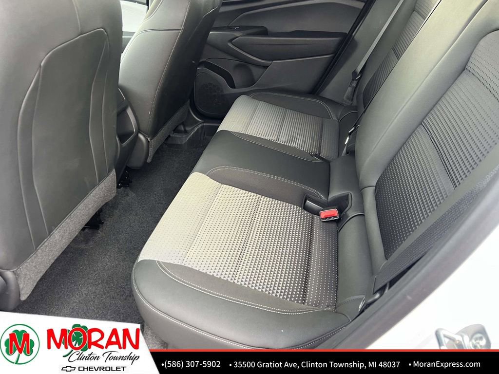 Certified 2025 Chevrolet Trax LT w/ Driver Confidence Package image 13