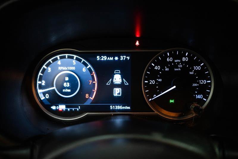 Used 2018 Nissan Kicks SV image 15