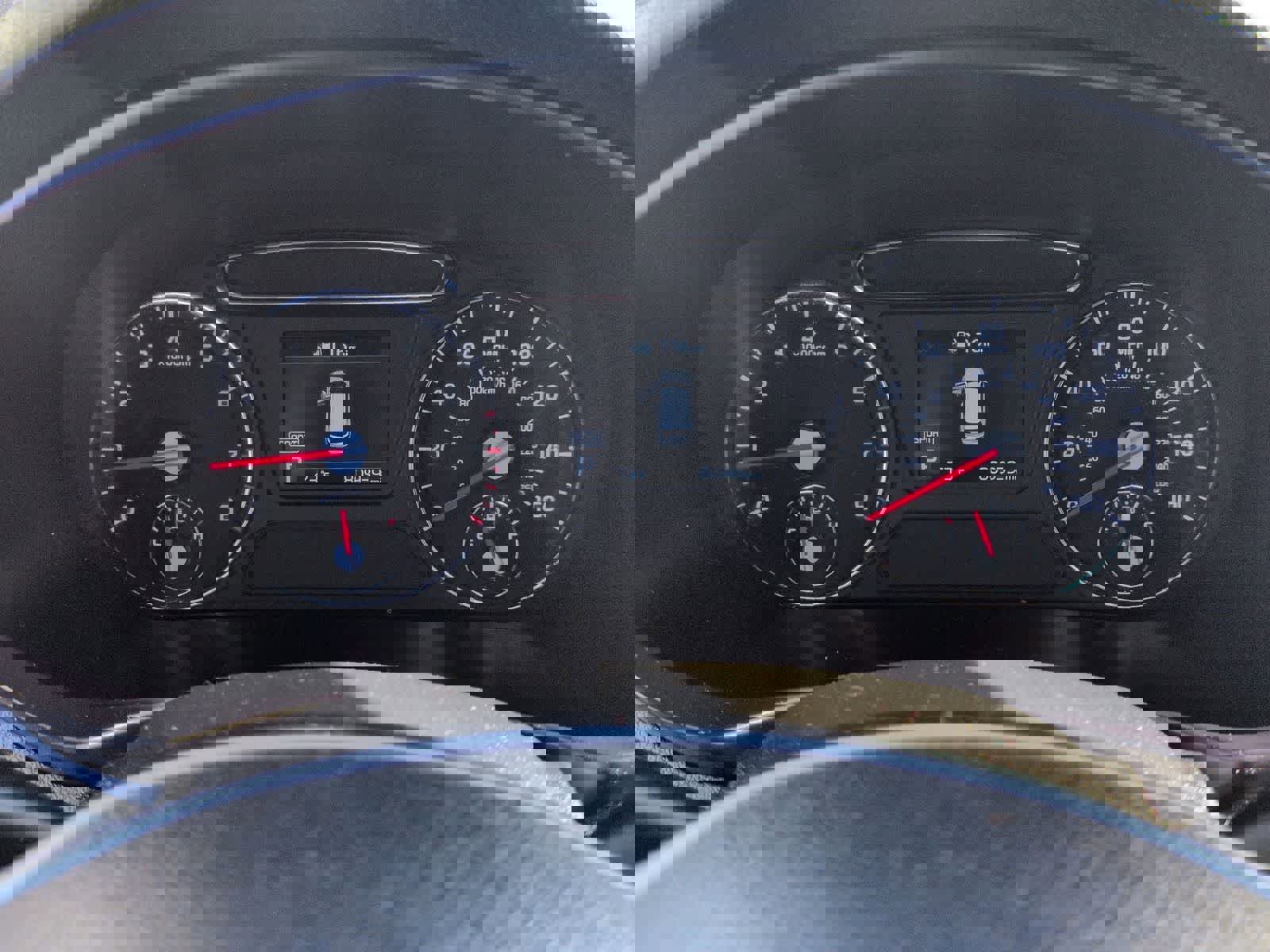 Used 2020 Kia Sorento S image 31