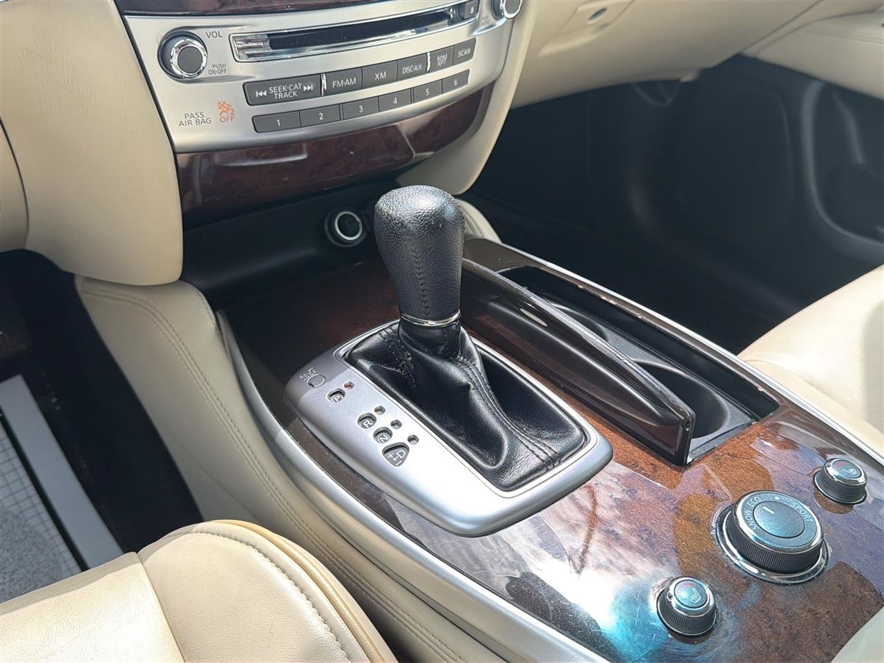 Used 2015 INFINITI QX60 Luxe w/ Premium Plus Package AWD/4WD image 24
