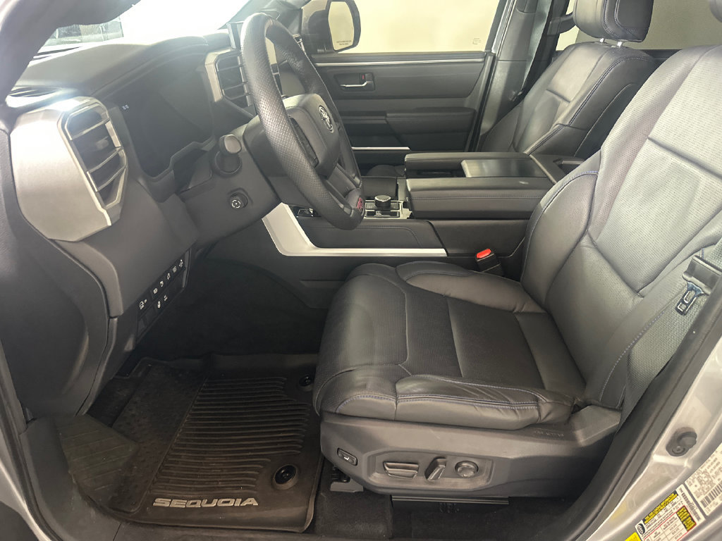 Used 2025 Toyota Sequoia Platinum w/ TRD Off-Road Package AWD/4WD image 3