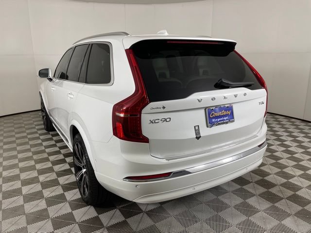 Certified 2025 Volvo XC90 T8 Plus w/ Protection Package Premier AWD/4WD image 9