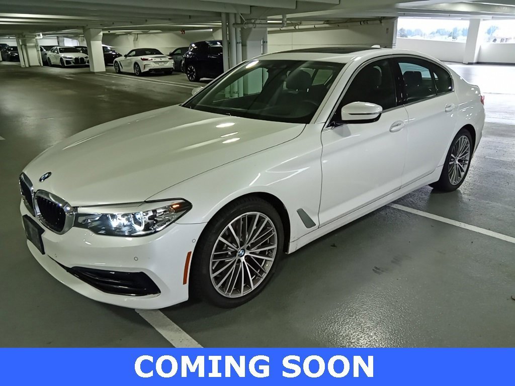 Used 2019 BMW 540i xDrive w/ Premium Package image 2