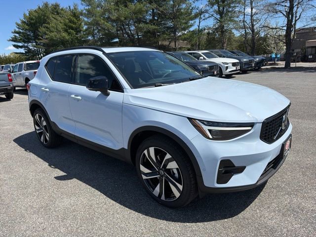 New 2026 Volvo XC40 B5 Ultra w/ Protection Package Premier AWD/4WD image 1